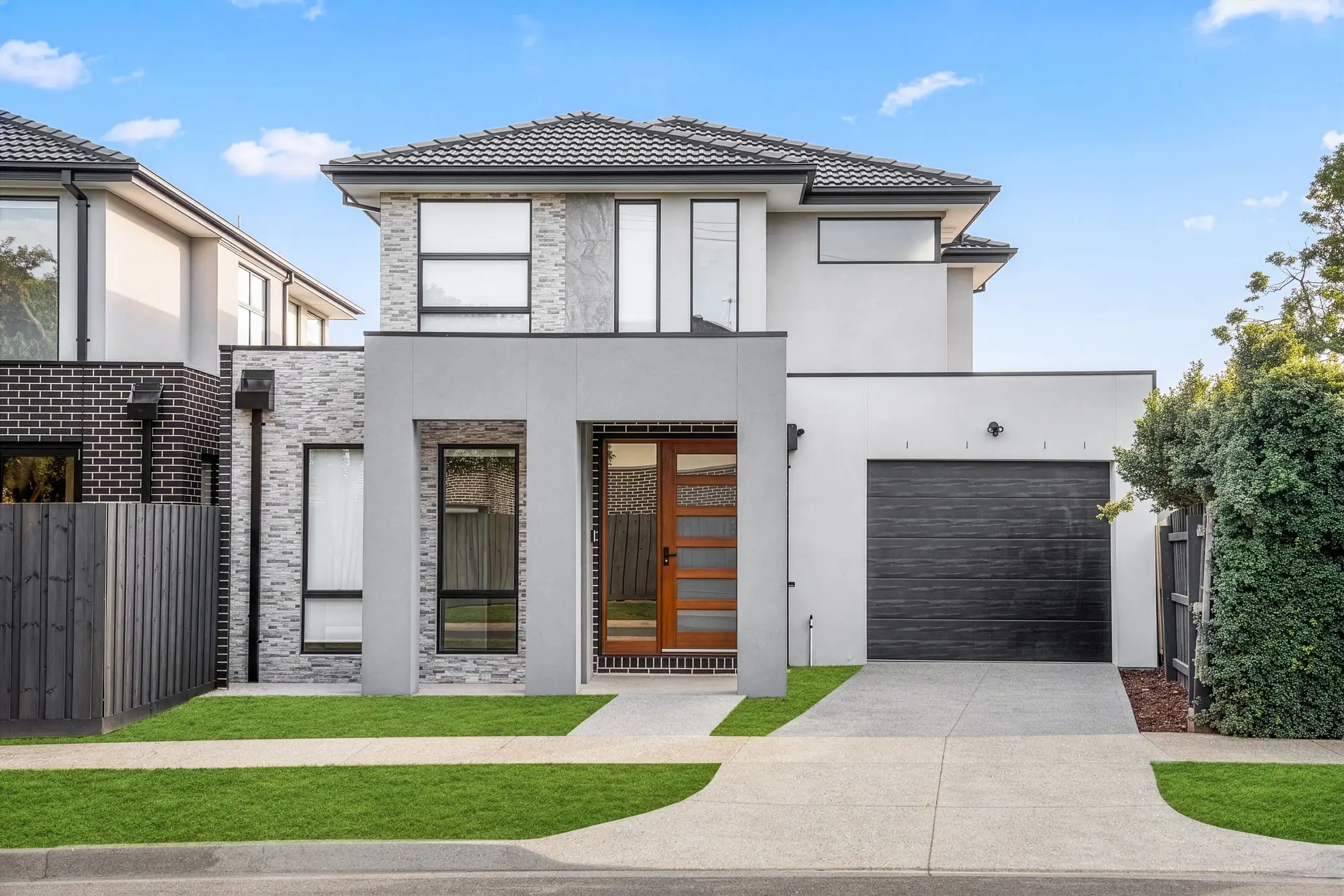 Stone facade townhouse, Mulgrave, VIC